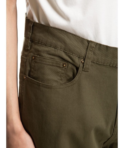 S&SONS(エスアンドサンズ)の「ストレッチ ツイル 無地 カラーパンツ(チノパンツ・メンズ・ネイビー/ベージュ/カーキ/オフホワイト/ブラック/グレー・L/M/LL/S)」の16枚目の写真
