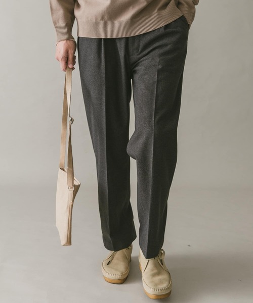 URBAN RESEARCH DOORS(アーバンリサーチドアーズ)の「ウールライクワイドパンツ(その他パンツ・メンズ・チャコールグレー/ネイビー・MEDIUM/LARGE)」の10枚目の写真