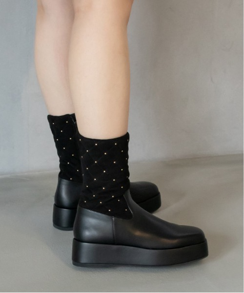 RANDA(ランダ)の「晴雨兼用 キルティングボリュームソールブーツ(ブーツ・レディース・ベージュ/ブラック・S/M/LL/L)」の4枚目の写真