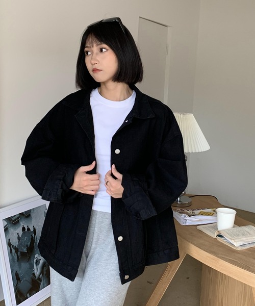 EPICKS(エピックス)の「ブラックデニムビッグシルエットジャケット(デニムジャケット・レディース・ブラック・M/L)」の12枚目の写真