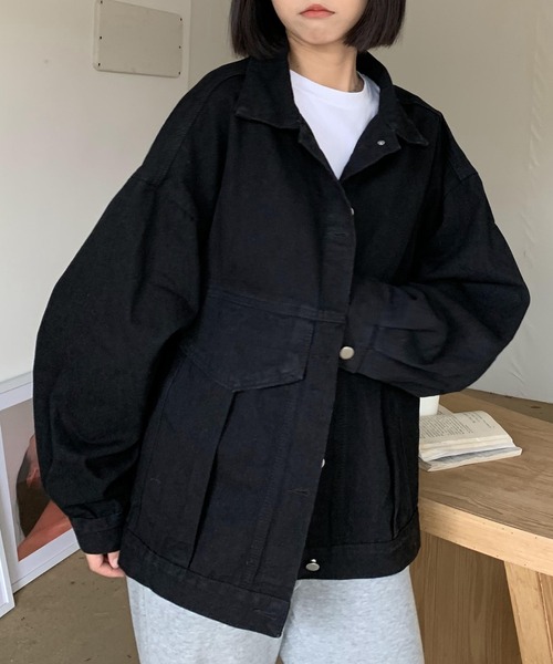 EPICKS(エピックス)の「ブラックデニムビッグシルエットジャケット(デニムジャケット・レディース・ブラック・M/L)」の13枚目の写真