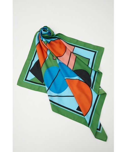 SLY（スライ）の「GEOMETRIC PAINT SCARF ジオメトリック ペイント スカーフ（バンダナ/スカーフ・レディース・ベージュ/グリーン・FREE）」の13枚目の写真