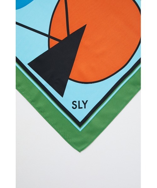 SLY（スライ）の「GEOMETRIC PAINT SCARF ジオメトリック ペイント スカーフ（バンダナ/スカーフ・レディース・ベージュ/グリーン・FREE）」の7枚目の写真