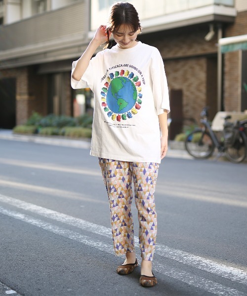 COBMASTER(コブマスター)の「COBMASTER コラボ ワールドサークルベアーTシャツ【ユニセックス】(Tシャツ/カットソー・メンズ・ブラック/ホワイト・MEDIUM/LARGE)」の4枚目の写真