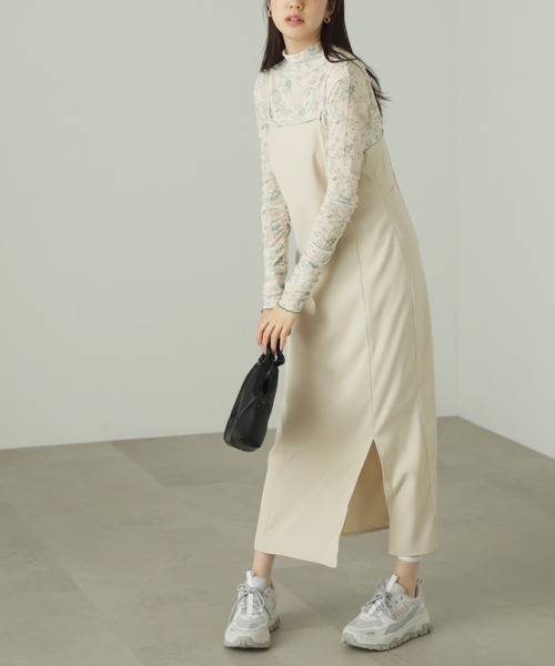 FREE'S MART（フリーズマート）の「◆フロントスリットナローキャミジャンパースカート（ジャンパースカート・レディース・ブラック/ホワイト・SMALL/MEDIUM）」の5枚目の写真