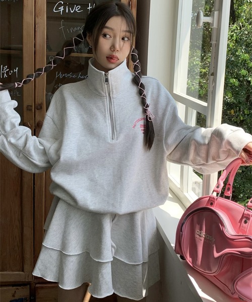 LYEON(リヨン)の「ハーフジップロゴトップス(パーカー・レディース・ネイビー/グレー・FREE)」の1枚目の写真