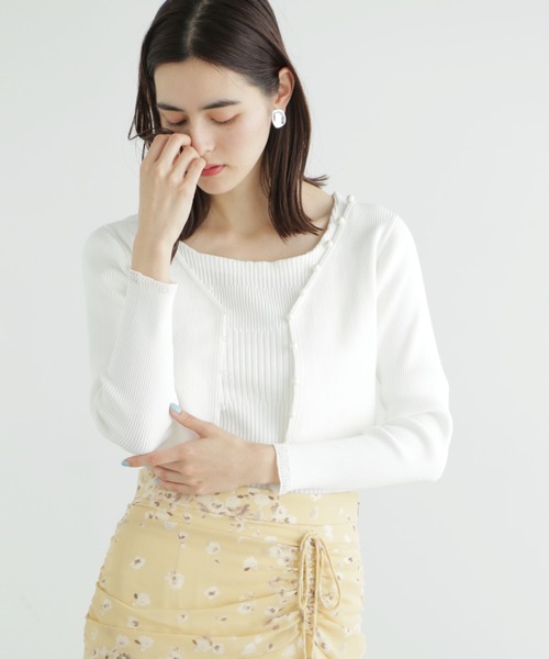 JILL STUART（ジルスチュアート）の「◆カラーベーシックリブカーディガン（カーディガン/ボレロ・レディース・ホワイト/ブラック/レッド/イエロー・FREE）」の2枚目の写真