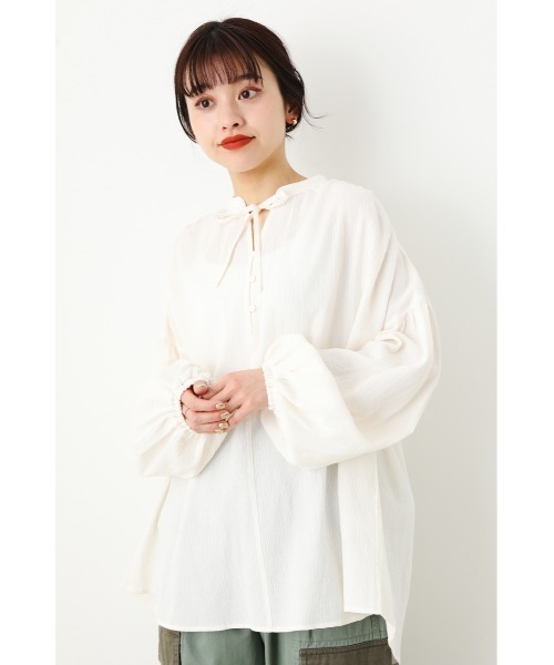 RODEO CROWNS WIDE BOWL（ロデオクラウンズワイドボウル）の「Color スモックブラウス（シャツ/ブラウス・レディース・チャコールグレー/アイボリー/オレンジ・FREE）」の2枚目の写真