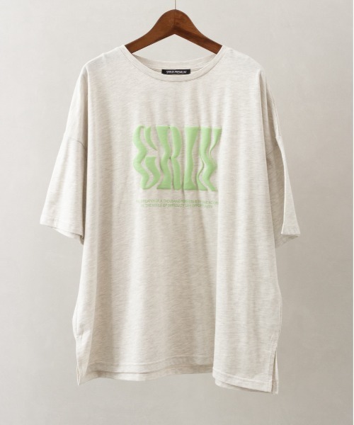 SpRay（スプレイ）の「ウェーブロゴビッグＴシャツ（Tシャツ/カットソー・レディース・ホワイト/オートミール/ブルー/ブラック・FREE）」の4枚目の写真