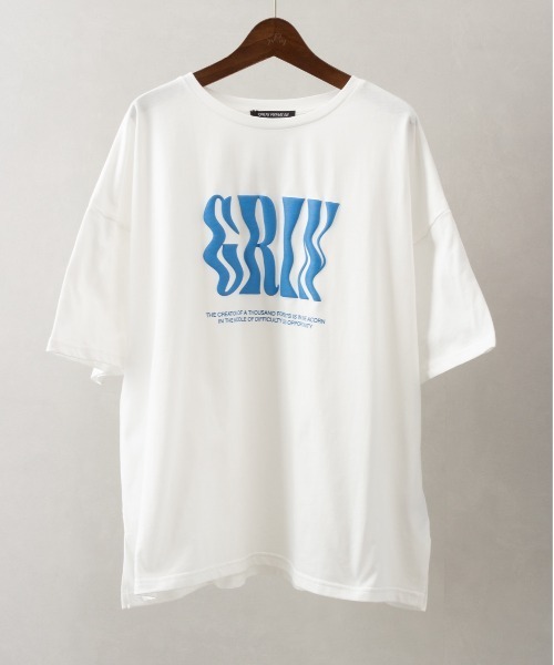 SpRay（スプレイ）の「ウェーブロゴビッグＴシャツ（Tシャツ/カットソー・レディース・ホワイト/オートミール/ブルー/ブラック・FREE）」の2枚目の写真