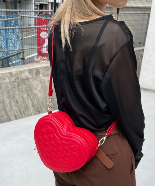 HIKA（ヒカ）の「【HIKA】ハートPUレザーショルダーBAG（ショルダーバッグ・レディース・ホワイト/ブラック/ベージュ/レッド・FREE）」の8枚目の写真