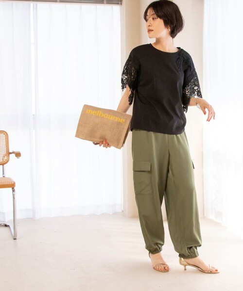 NOLLEY’S(ノーリーズ)の「◇【WEB限定】レース切替プルオーバーカットソー(Tシャツ/カットソー・レディース・ライトブルー/ブラック/オフホワイト・FREE)」の7枚目の写真
