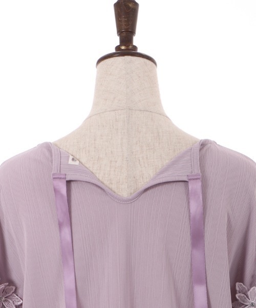 axes femme（アクシーズファム）の「フラワーレースパフ袖リブプルオーバー（Tシャツ/カットソー・レディース・ピンク/キナリ/サックスブルー・FREE）」の10枚目の写真