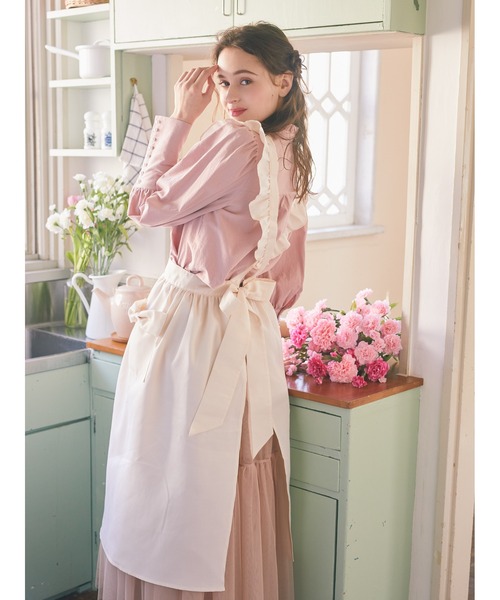 Maison de FLEUR（メゾンドフルール）の「フリルエプロン（エプロン