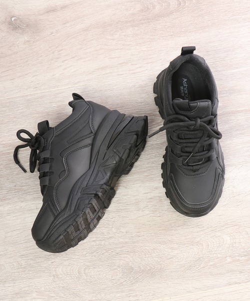 lus.（ラスドット）の「厚底インヒールダッドスニーカー（スニーカー・レディース・ブラック/ホワイト・L/LL/M/S）」の2枚目の写真