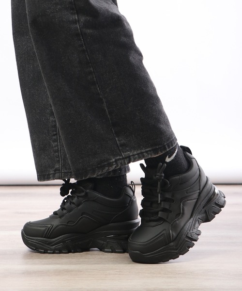 lus.（ラスドット）の「厚底インヒールダッドスニーカー（スニーカー・レディース・ブラック/ホワイト・L/LL/M/S）」の21枚目の写真