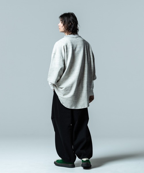 glamb(グラム)の「Re-Shaped Sweat / リシェイプドスエット(スウェット・メンズ・ネイビー/グレー/ブラック・M/L/S)」の10枚目の写真
