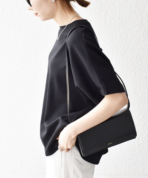 SHIPS any(シップス エニィ)の「SHIPS any:〈洗濯機可能〉ワッフル ワイド TEE(Tシャツ/カットソー・レディース・チャコールグレー/ライトグレー/ホワイト/ブラック/キャメル/イエロー/ブラウン/ライトグレー系1・ONE SIZE)」の11枚目の写真