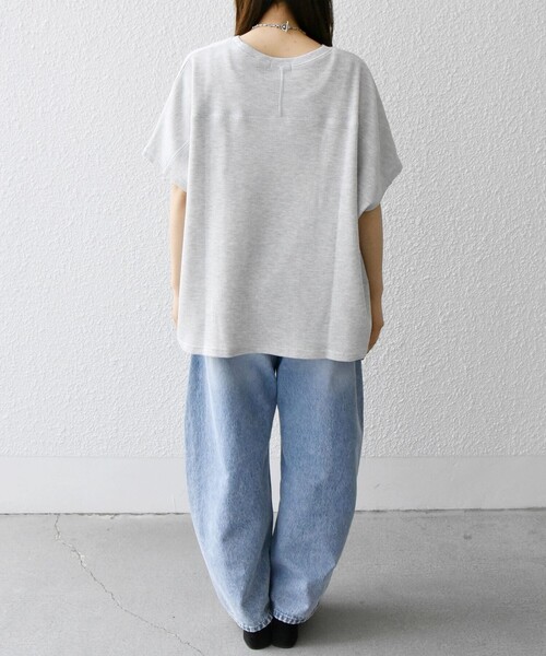 SHIPS any(シップス エニィ)の「SHIPS any:〈洗濯機可能〉ワッフル ワイド TEE(Tシャツ/カットソー・レディース・チャコールグレー/ライトグレー/ホワイト/ブラック/キャメル/イエロー/ブラウン/ライトグレー系1・ONE SIZE)」の11枚目の写真