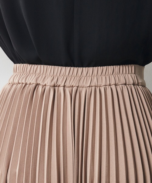 CHIC STYLE（シックスタイル）の「 サイドボタンプリーツロングスカート ＜大きいサイズ有＞シックスタイル（スカート・レディース・ブラック/ベージュ・LL/M/4L/3L/L/5L）」の18枚目の写真