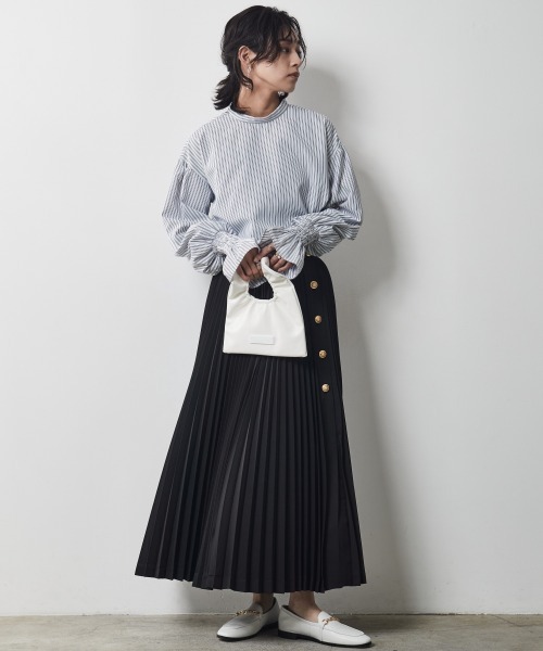 CHIC STYLE（シックスタイル）の「 サイドボタンプリーツロングスカート ＜大きいサイズ有＞シックスタイル（スカート・レディース・ブラック/ベージュ・LL/M/4L/3L/L/5L）」の7枚目の写真