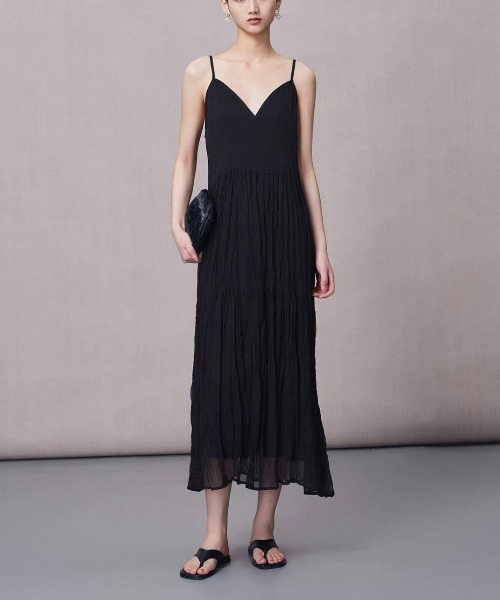 gossip!ロサンゼルス(ゴシップロサンゼルス)の「シワ加工シフォンVネックレイヤードキャミティアードロングワンピース(ワンピース・レディース・ホワイト/ブラック・FREE)」の15枚目の写真