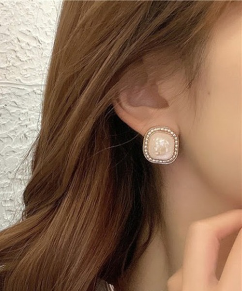 Chloe>>>シェルピアス CHOUEL closet】マーブルシェルピアス(ピアス(両耳用