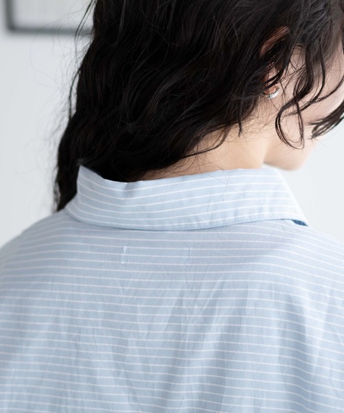 WEGO（ウィゴー）の「WEGO/アウトポケットクロップドシャツ（シャツ/ブラウス・レディース・ホワイト/ブルー系その他4・FREE）」の8枚目の写真