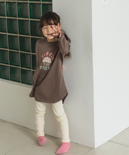 pairmanon(ペアマノン)の「オリジナル プリント 長袖 チュニック ワンピース(ワンピース・キッズ・グレー系その他5/ミント/ブラック系その他/パープル系その他/その他1/ピンク系その他/ブルー系その他/ブラウン系その他2/ベージュ系その他/ブラウン系その他/ピンク系その他2/ホワイト系その他・110/100/140/130/150/120/90)」の20枚目の写真
