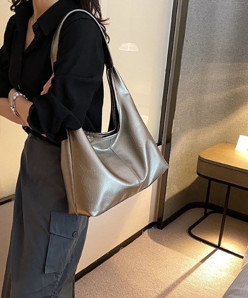 wears(ウェアーズ)の「PUトートバッグ(トートバッグ・レディース・ブラック/シルバー/アイボリー・FREE)」の15枚目の写真
