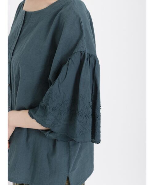 Samansa Mos2（サマンサ モスモス）の「袖立体刺繍レース前後2WAYブラウス（シャツ/ブラウス・レディース・オフホワイト/パープル/オレンジ/チャコールグレー/グリーン/イエロー・F）」の19枚目の写真