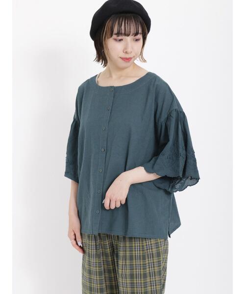 Samansa Mos2（サマンサ モスモス）の「袖立体刺繍レース前後2WAYブラウス（シャツ/ブラウス・レディース・オフホワイト/パープル/オレンジ/チャコールグレー/グリーン/イエロー・F）」の21枚目の写真