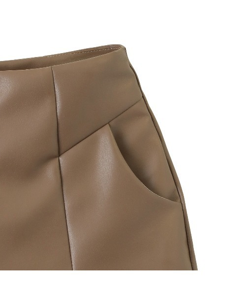Ada.（エイダ）の「センターラインレザーショートパンツ（その他パンツ・レディース・ベージュ/ブラック/ブラウン・S/M）」の21枚目の写真