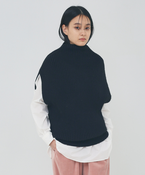 collex(コレックス)の「【手洗い可能】前後2WAYニットベスト(ニット/セーター・レディース・ブラック/イエロー/アイボリー・フリー)」の2枚目の写真