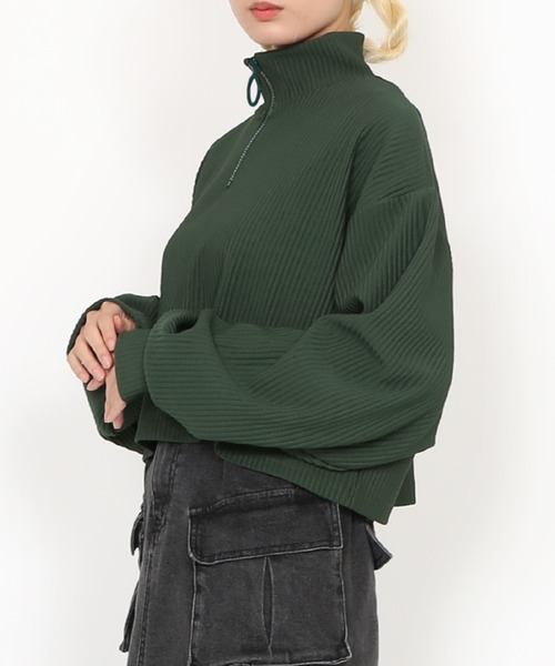 PUNYUS(プニュズ)の「ハーフZIPクロップドトップ(スウェット・レディース・レッド/ブラック/ダークグレー/カーキ/ブラウン/ブルー・3/1/4/2)」の19枚目の写真