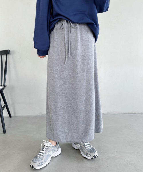 un+frame（アンフレーム）の「narrow knit long skirt／ ウエスト紐ナローリブニットロングスカート（スカート・レディース・グレー/ベージュ/ブラック・FREE）」の3枚目の写真