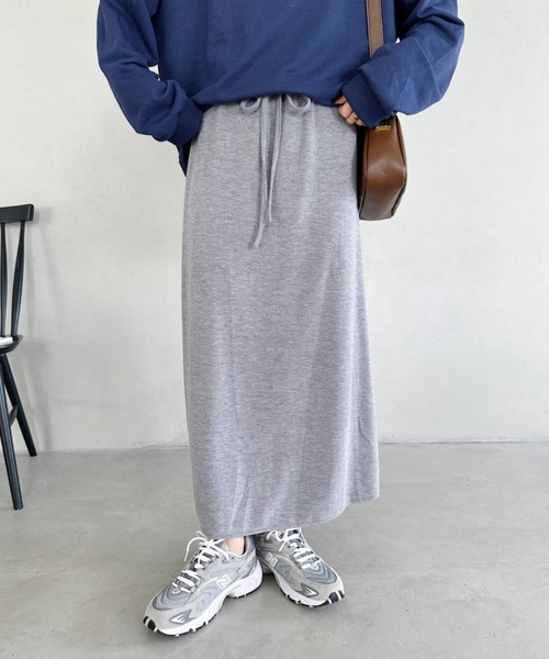 un+frame（アンフレーム）の「narrow knit long skirt／ ウエスト紐ナローリブニットロングスカート（スカート・レディース・グレー/ベージュ/ブラック・FREE）」の19枚目の写真