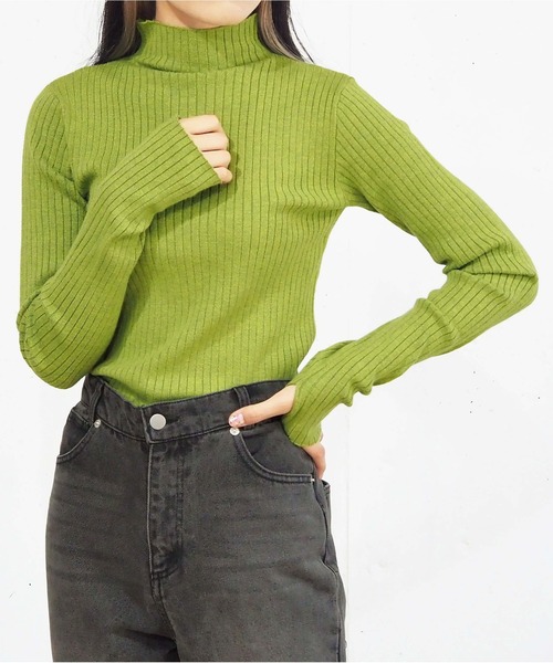 tiptop（ティップトップ）の「指ぬきハイネックプルオーバー（ニット/セーター・レディース・グレー系その他/ライム/オフホワイト/ブラック系その他2/ブラック系その他/チャコールグレー/グレー系その他2/ブラック/ホワイト系その他・FREE）」の9枚目の写真