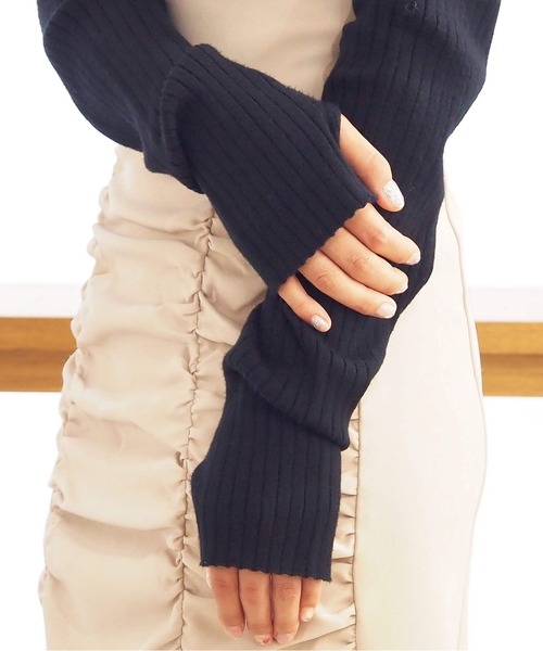 tiptop（ティップトップ）の「指ぬきハイネックプルオーバー（ニット/セーター・レディース・グレー系その他/ライム/オフホワイト/ブラック系その他2/ブラック系その他/チャコールグレー/グレー系その他2/ブラック/ホワイト系その他・FREE）」の10枚目の写真