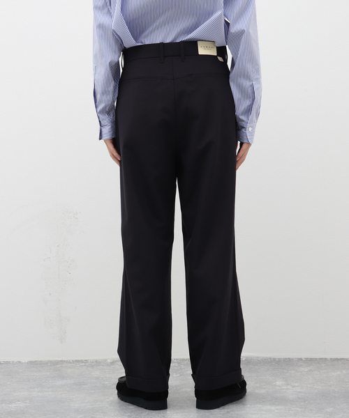 FARAH(ファーラー)の「【FARAH / ファーラー】Three Tuck Wide Pants(スラックス・メンズ・ネイビー・34/32/30)」の6枚目の写真