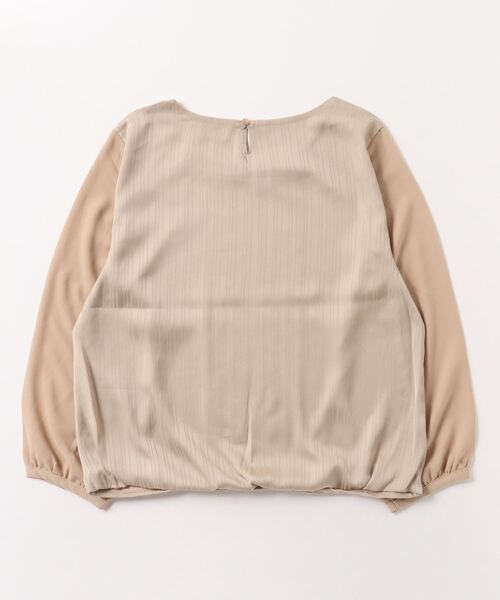 Perfect Suit FActory(パーフェクトスーツファクトリー)の「後ろバルーン シャドーストライプ ブラウス ホワイト/ベージュ(Tシャツ/カットソー・レディース・オフホワイト/ベージュ・M/L/S)」の3枚目の写真