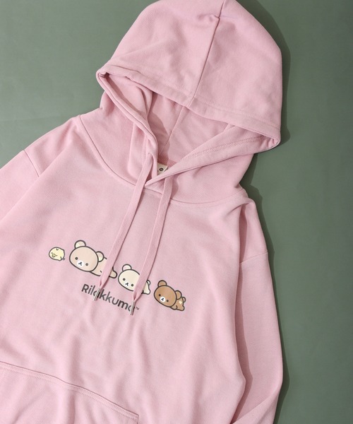FUNALIVE(ファンアライブ)の「Rilakkuma 裏毛プルパーカー(パーカー・レディース・ライトカーキ/ライトブルー/オフホワイト/ピンク/ナチュラル/オートミール・S/M/L)」の6枚目の写真