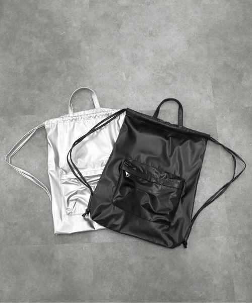 LVEU.(ラブユ.)の「【LVEU.】モードテイストナップサック / バッグ 鞄 BAG リュック ナップサック 合皮 ブラック シルバー ZOZOTOWN限定(バックパック/リュック・レディース・ブラック/シルバー・FREE)」の15枚目の写真