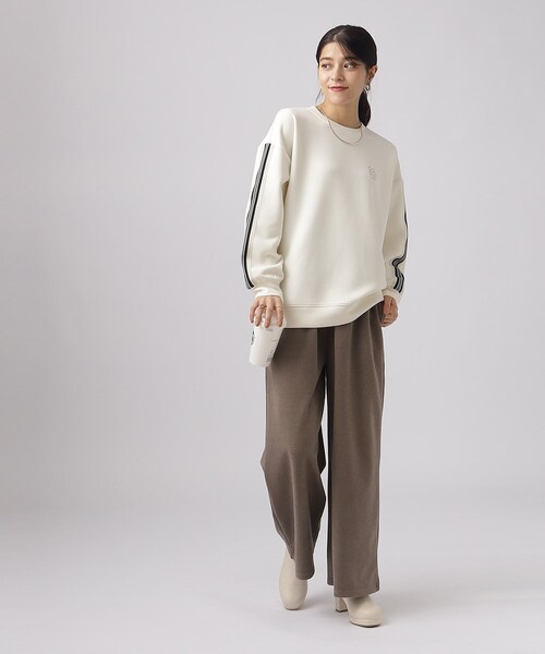 Cutie Blonde（キューティーブロンド）の「◆なめらかタッチ ライン入りデザインダンボールトップス（Tシャツ/カットソー・レディース・ブルー系その他/ホワイト系/ブラック・03/04/02）」の4枚目の写真