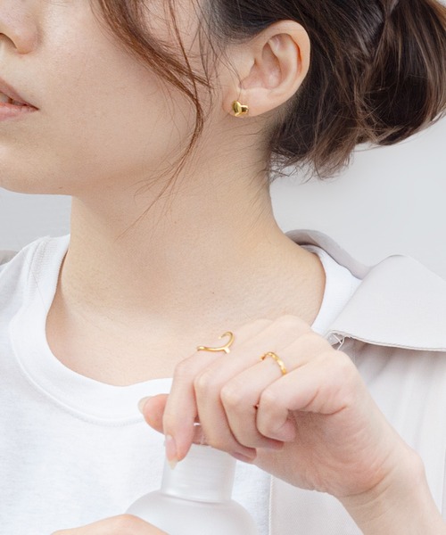 BLOOM(ブルーム)の「サージカルステンレス 316L ハート ピアス BLOOM/ブルーム (金属アレルギー対応)(ピアス(両耳用)・レディース・その他・-)」の1枚目の写真