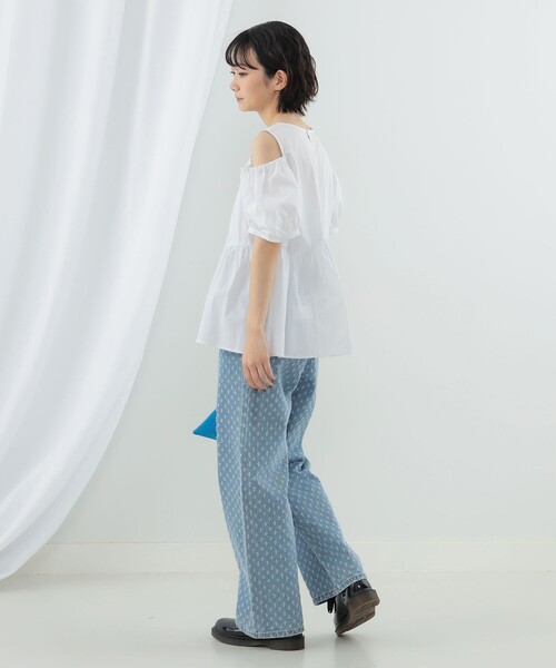 Ray BEAMS（レイビームス）の「Ray BEAMS / ショルダー オープン ブラウス（シャツ/ブラウス・レディース・ブラック/ホワイト/ロイヤルブルー・ONE SIZE）」の6枚目の写真