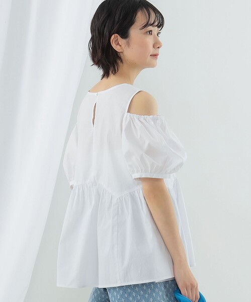 ブラウス シャツ Ray BEAMS / ショルダー オープン フリル ブラウス レディース BEAMS WOMEN｜【6/12再値下げ】Ray BEAMS / ショルダー オープン