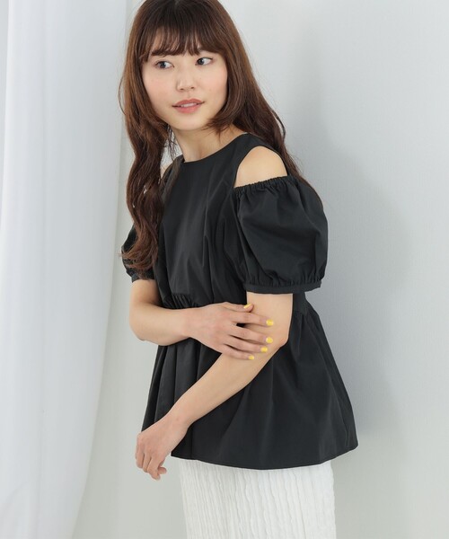 Ray BEAMS（レイビームス）の「Ray BEAMS / ショルダー オープン ブラウス（シャツ/ブラウス・レディース・ブラック/ホワイト/ロイヤルブルー・ONE SIZE）」の13枚目の写真