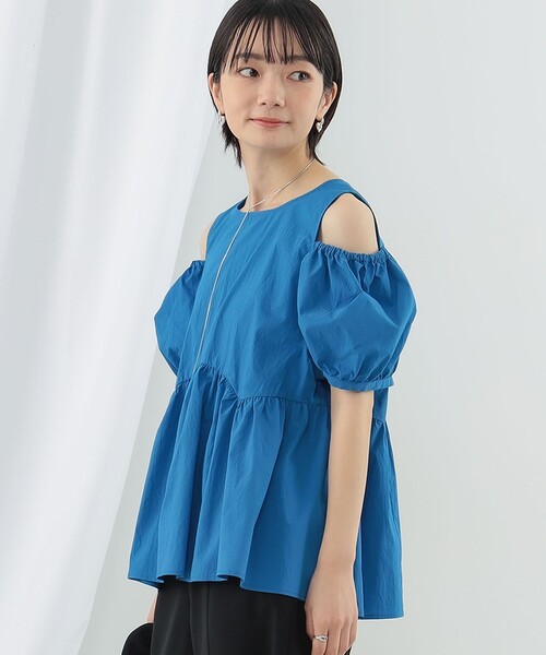 Ray BEAMS - 新品  オープンショルダーブラウス Ray BEAMS（レイビームス）の「Ray BEAMS / ショルダー オープン