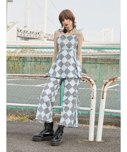 jouetie（ジュエティ）の「ギンガムパターンサイドリボンパンツ【セットアップ対応】（その他パンツ・レディース・ブラック/ピンク/ブルー・MEDIUM）」の13枚目の写真